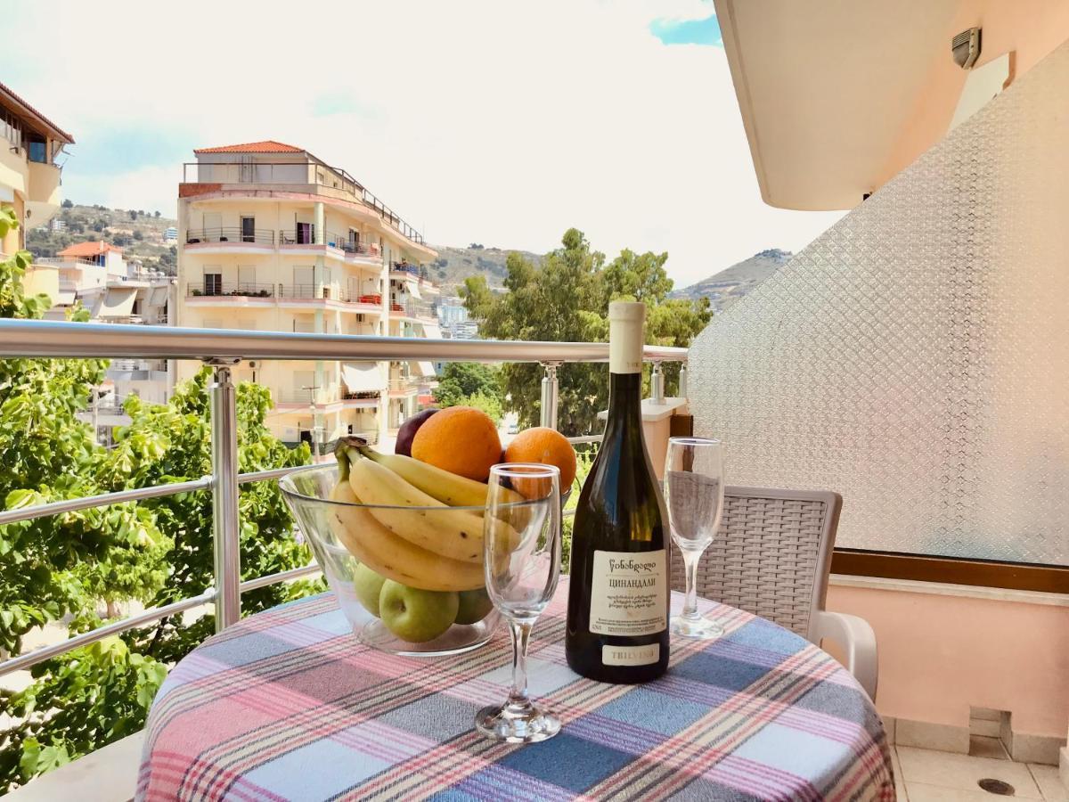 Hotel Metali Sarandë エクステリア 写真